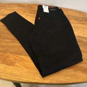 NWT Black Levi’s leggings misses sz 8